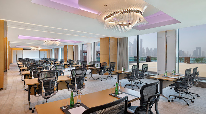 5* Hilton Dubai Palm Jumeirah vb.