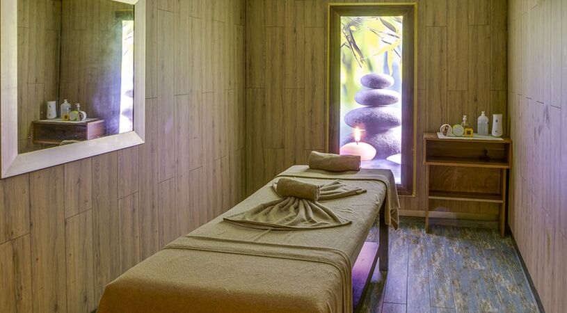 The Grand Blue Sky International Hotel