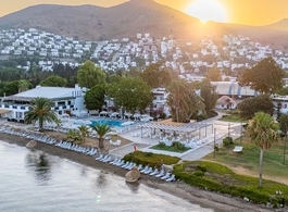 Luna Beach Hotel