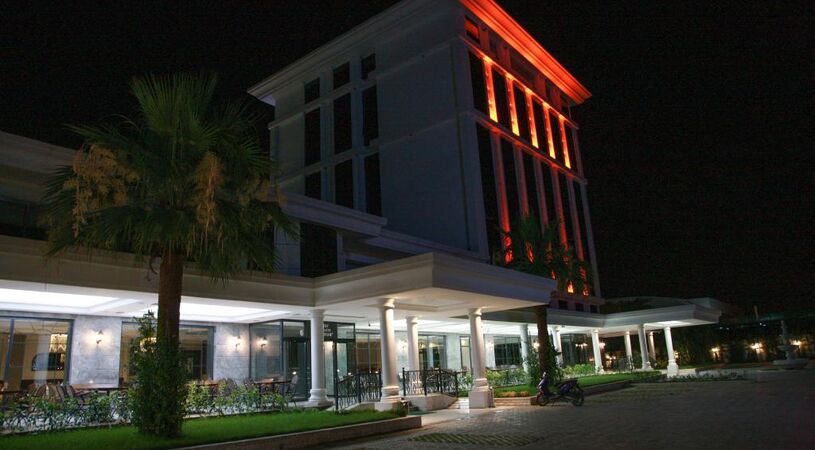 Aymira Hotel & Spa