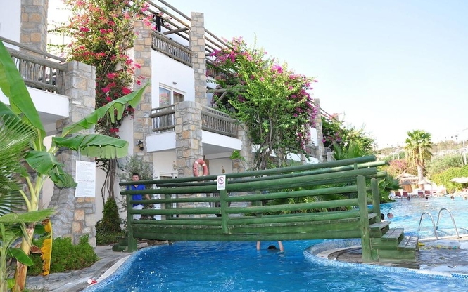 Ayaz Aqua Beach Otel 3 Gece 4 Gün Bodrum