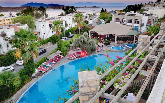 Ayaz Aqua Beach Otel 3 Gece 4 Gün Bodrum