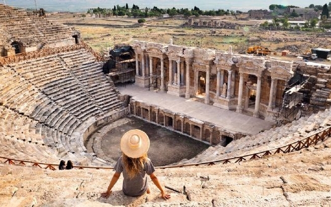 Salda Gölü Pamukkale Çeşme Alaçatı Turu 1 Gece 2 Gün