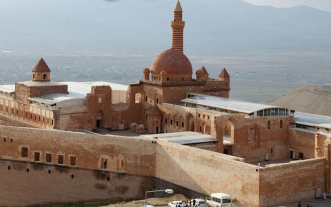  Yataklı Turistik Doğu Ekspresi İle Erzincan Erzurum Kars Van Turu (Yataklı Tren Gidiş Uçak Dönüş )