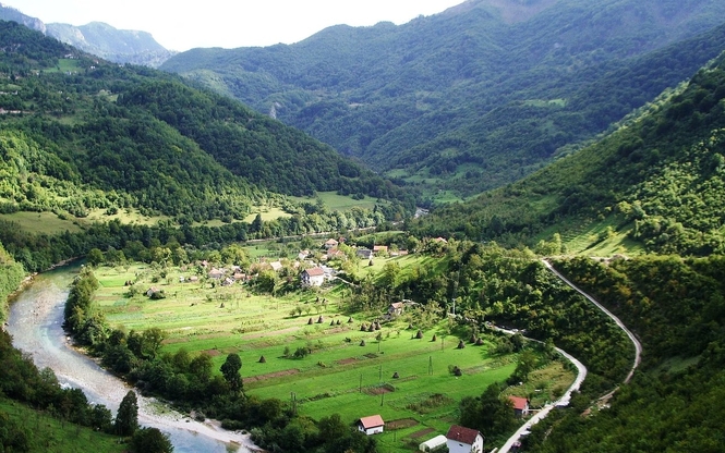 Büyük Balkan Turu 6 Ülke Vizesiz Air Albania HY ile 