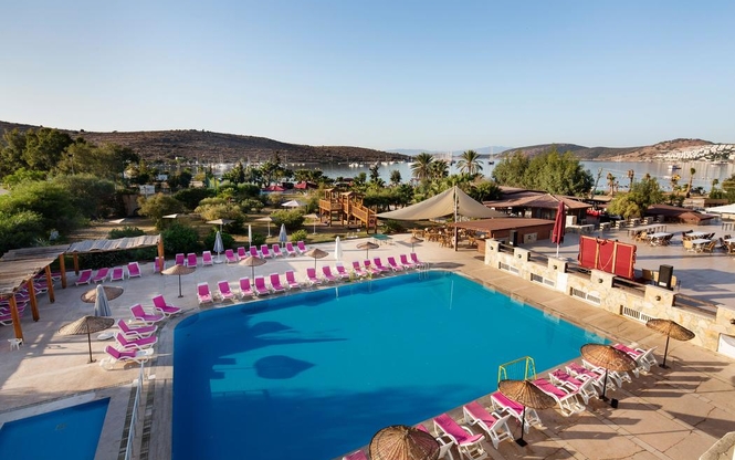 Ladonia Del Mare Hotel 4 Gece 5 Gün